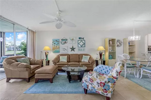 Naples, FL 34105,1087 Forest Lakes DR #1-104