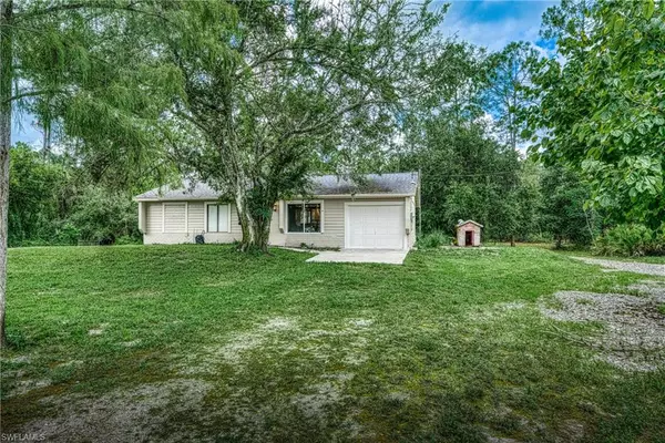 Naples, FL 34117,461 16th ST SE