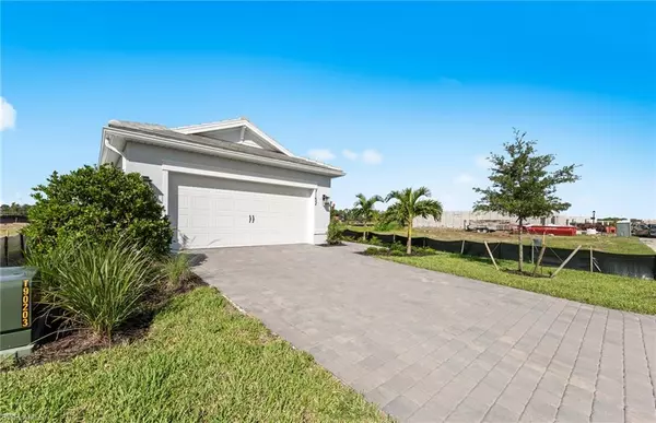North Fort Myers, FL 33917,7152 Chapel Creek LN