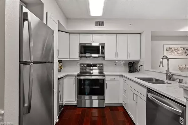 Naples, FL 34104,1230 Wildwood Lakes BLVD #102