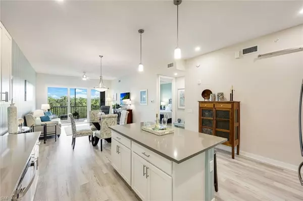 Naples, FL 34114,164 Indies DR E #203