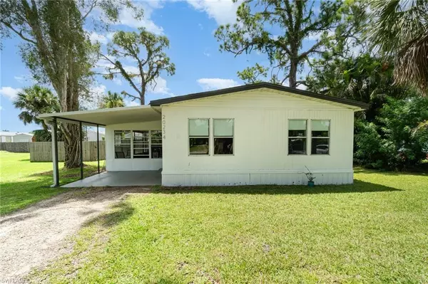 20234 Sherrill LN, Estero, FL 33928