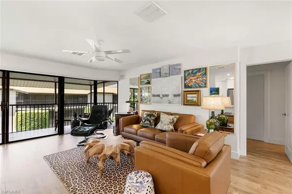 Naples, FL 34103,4072 Belair LN #403