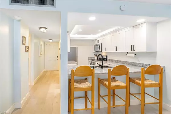 Bonita Springs, FL 34134,25870 Hickory BLVD #506