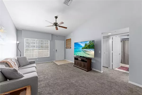 Naples, FL 34109,4935 Sandra Bay DR #3-204