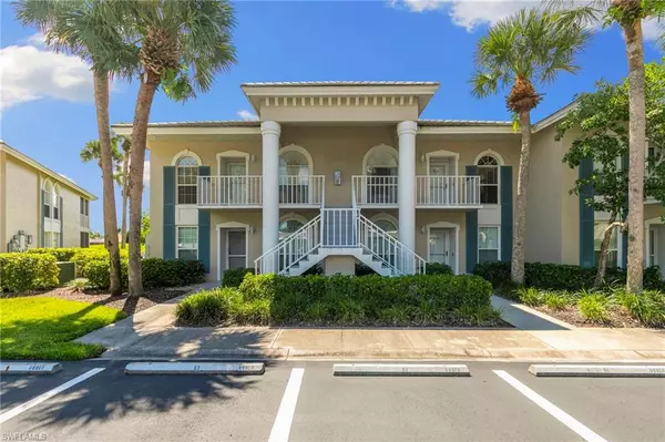 8228 Twelve Oaks CIR #322, Naples, FL 34113