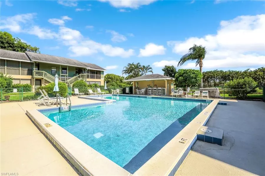 5501 Rattlesnake Hamm RD #109, Naples, FL 34113