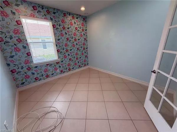 North Fort Myers, FL 33903,3351 Banyon Hollow LOOP