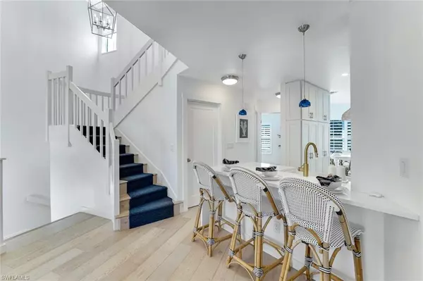 Naples, FL 34108,8345 Excalibur CIR #M4