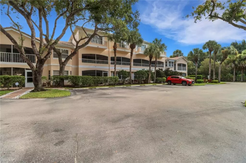 Naples, FL 34105,1096 Woodshire LN #C202