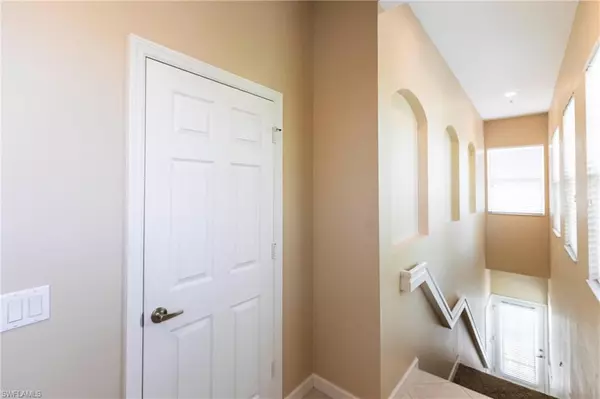 Naples, FL 34109,3054 Driftwood WAY #4502