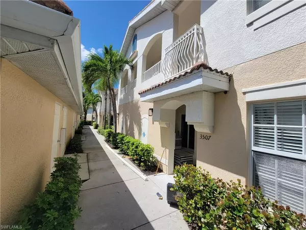 3037 Driftwood WAY #3505, Naples, FL 34109