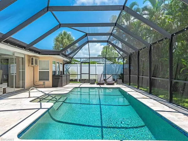 Naples, FL 34110,152 Coral Vine DR