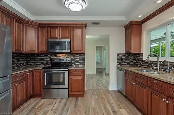 Naples, FL 34116,5090 Boxwood WAY