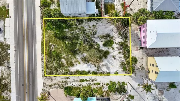 Fort Myers Beach, FL 33931,5256 Estero BLVD