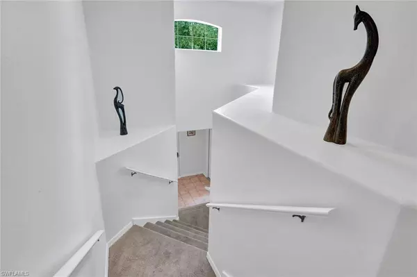 Naples, FL 34120,8275 Danbury BLVD #203