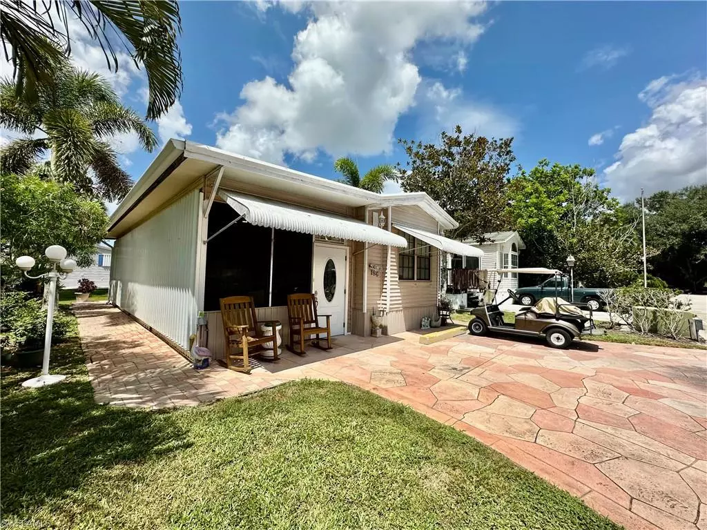 Naples, FL 34114,186 Panther Pass CIR #186