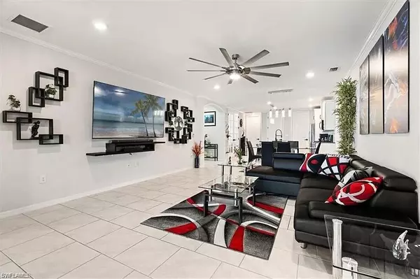 Naples, FL 34114,14672 Edgewater CIR