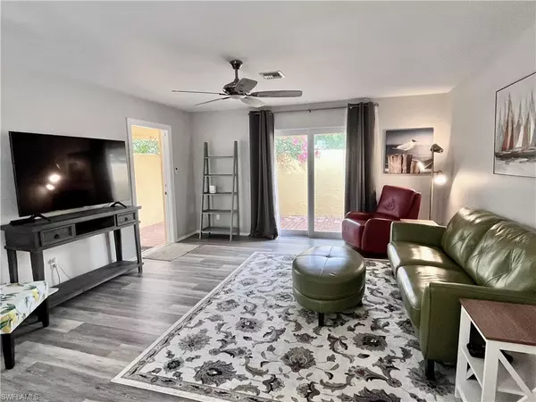Naples, FL 34112,186 Harrison RD #H4