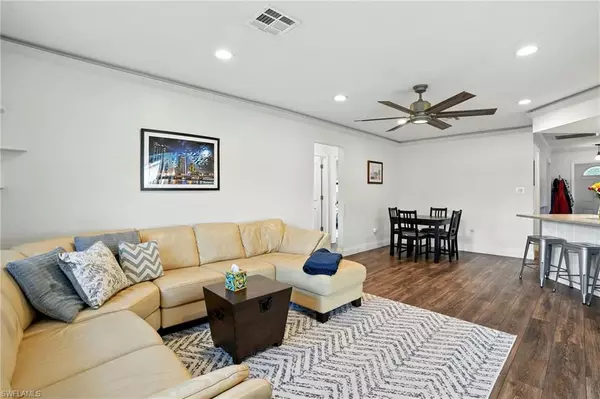 Naples, FL 34110,231 Johnnycake DR