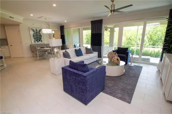 172 Indies DR E #8-102, Naples, FL 34114