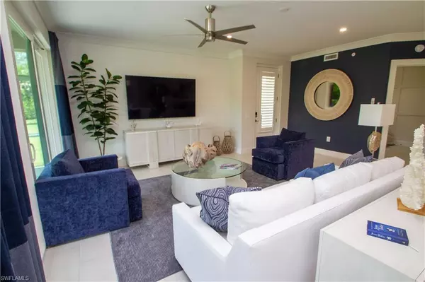 Naples, FL 34114,172 Indies DR E #8-102