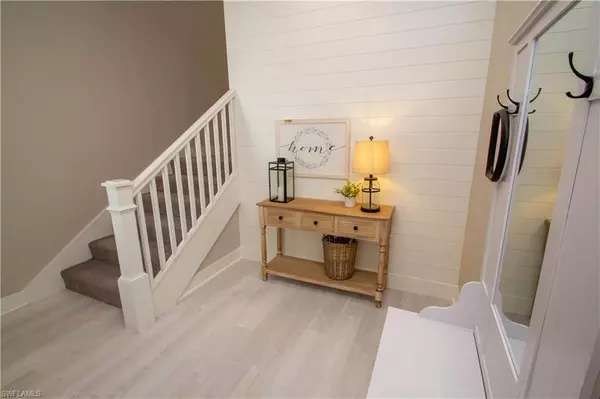 Naples, FL 34114,251 Indies DR E #202