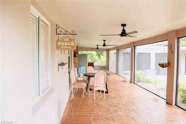Naples, FL 34120,3210 22nd AVE NE