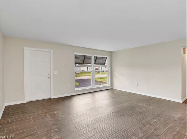 Naples, FL 34112,3 Knights Bridge RD