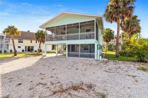 Fort Myers Beach, FL 33931,126 Andre Mar DR