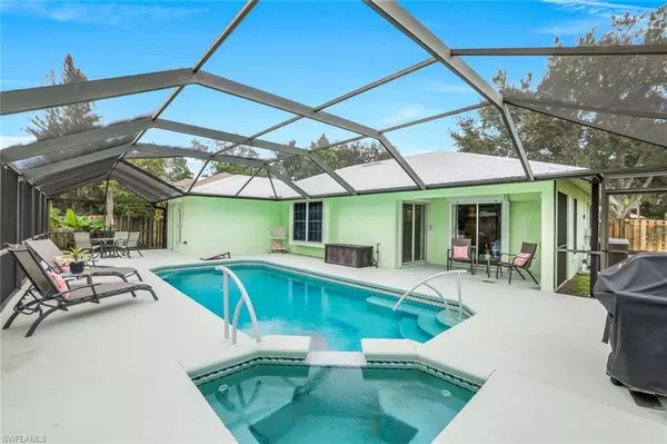 Naples, FL 34110,45 Wickliffe DR
