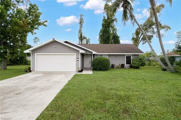 17208 Phlox DR, Fort Myers, FL 33967