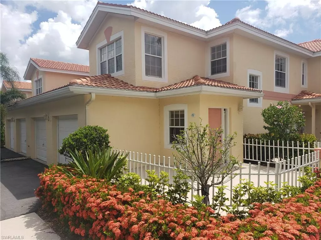 Naples, FL 34109,7552 Oleander Gate DR #C-204