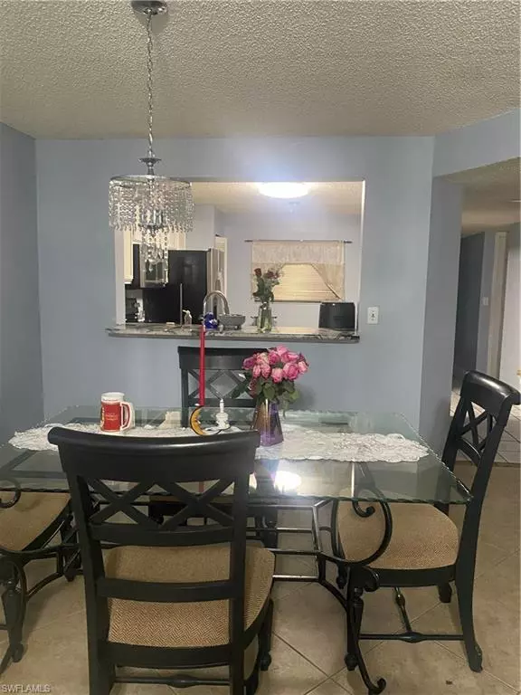 Naples, FL 34104,653 Squire CIR #101