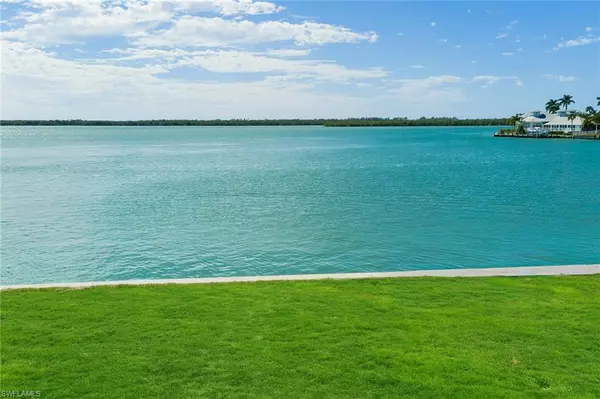 Marco Island, FL 34145,1028 W Inlet DR