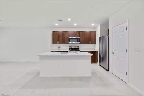 Naples, FL 34119,15535 Wildflower CIR