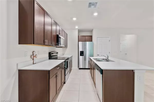 Naples, FL 34119,15535 Wildflower CIR