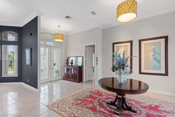 Marco Island, FL 34145,969 Birch CT S