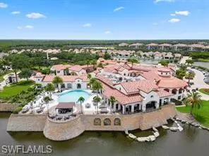 Naples, FL 34110,16885 Fairgrove Way #6-201