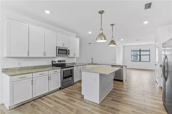 Naples, FL 34120,1817 Lema CT