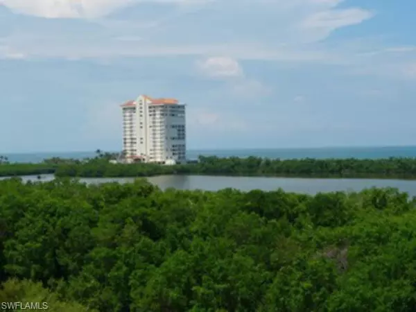 5550 HERON POINT DR #505, Naples, FL 34108