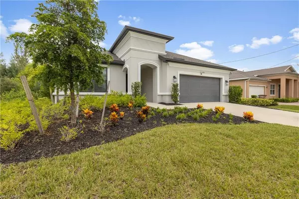 Cape Coral, FL 33991,3801 SW 3rd ST