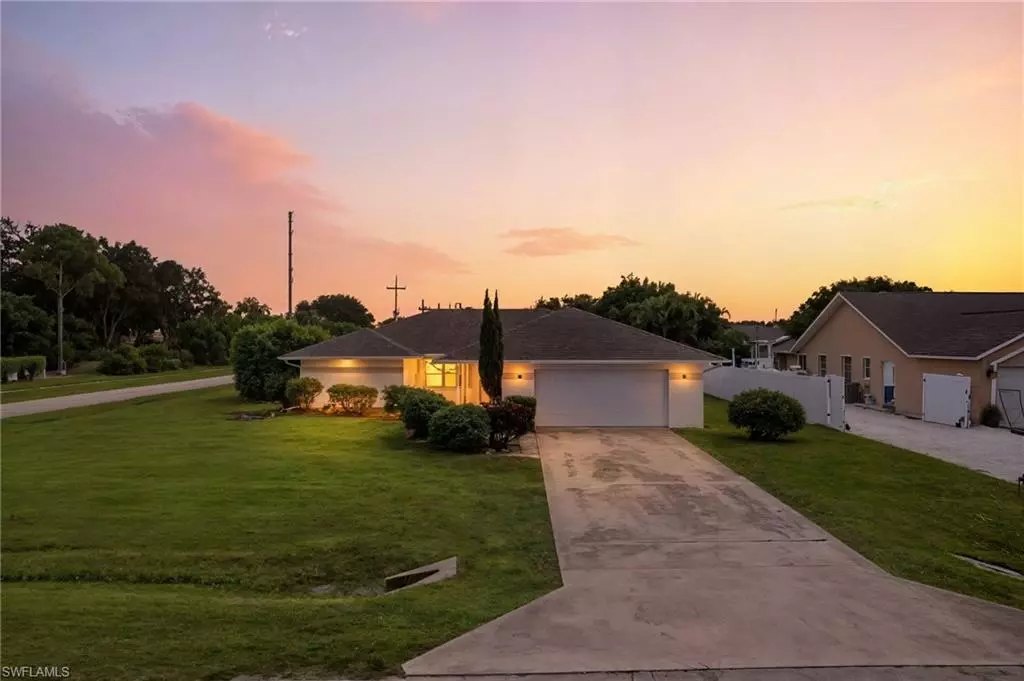 Naples, FL 34110,96 Wickliffe DR