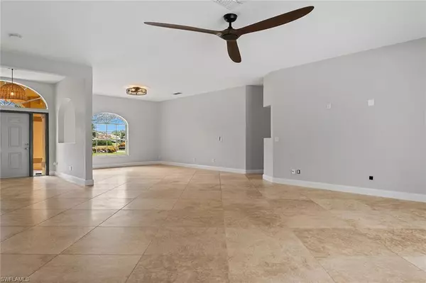 Naples, FL 34110,571 Raven WAY