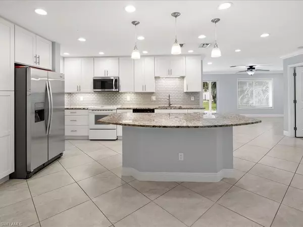 Naples, FL 34116,4220 11th AVE SW