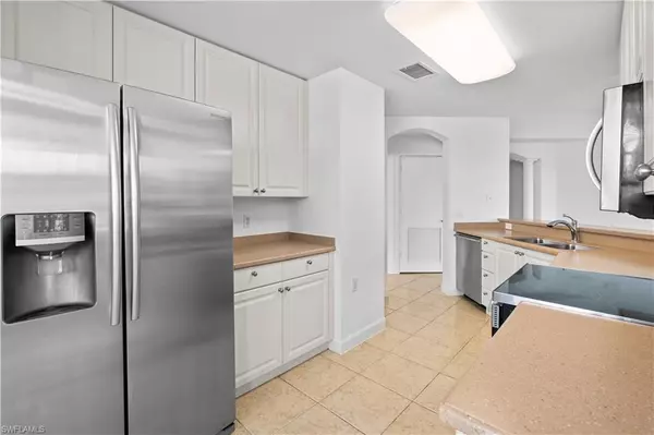 Naples, FL 34109,3303 Twilight LN #5103