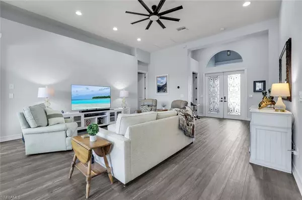 Naples, FL 34113,6062 Divot CT