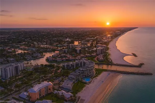 2400 Gulf Shore BLVD N #PH-4, Naples, FL 34103