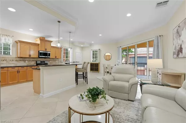 Estero, FL 33928,22321 Piazza Doria LN #202