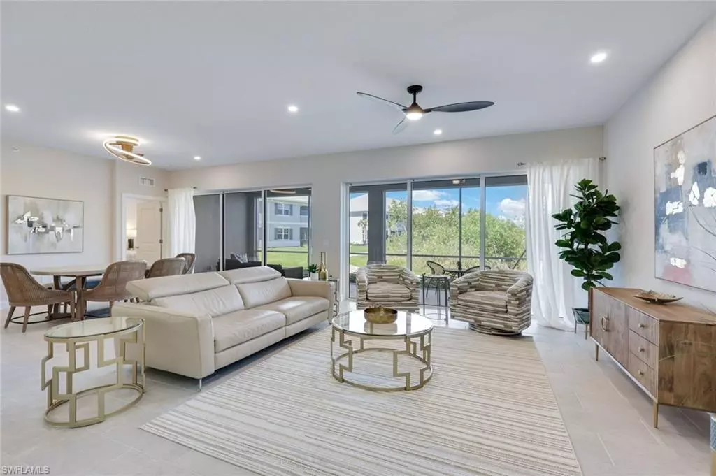 Naples, FL 34114,309 Indies DR W #102